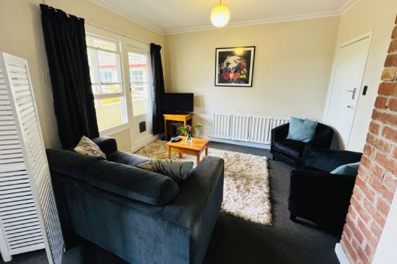 Apartment 25 lounge